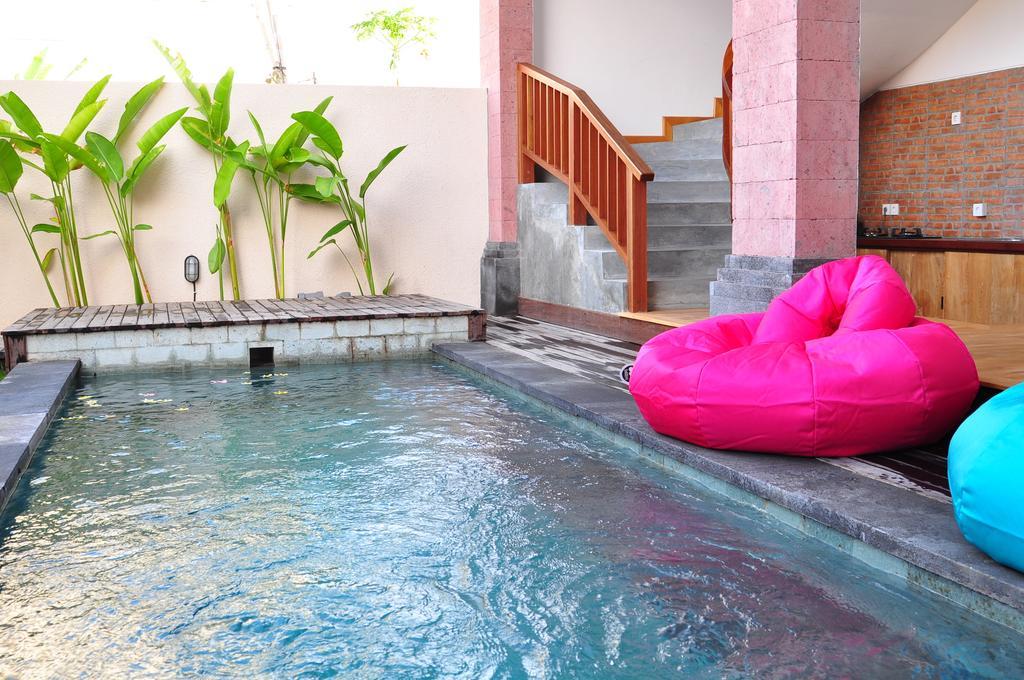 Si Doi Hotel Legian Кута Стая снимка